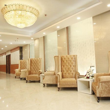דלהי Green Palms Hotel מראה חיצוני תמונה