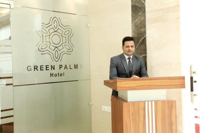 דלהי Green Palms Hotel מראה חיצוני תמונה