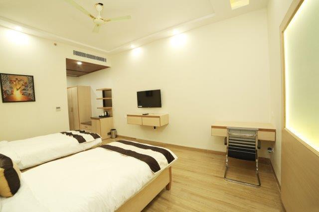 דלהי Green Palms Hotel מראה חיצוני תמונה